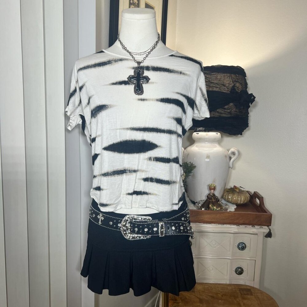 Y2k Kensie Grunge Printed Crop Tee